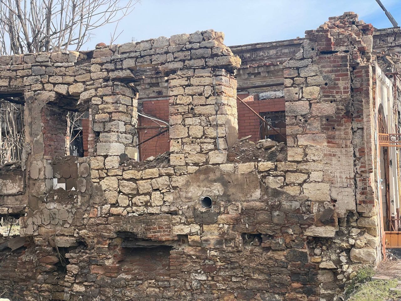 War destruction in occupied Mariupol (image 6 of 19)