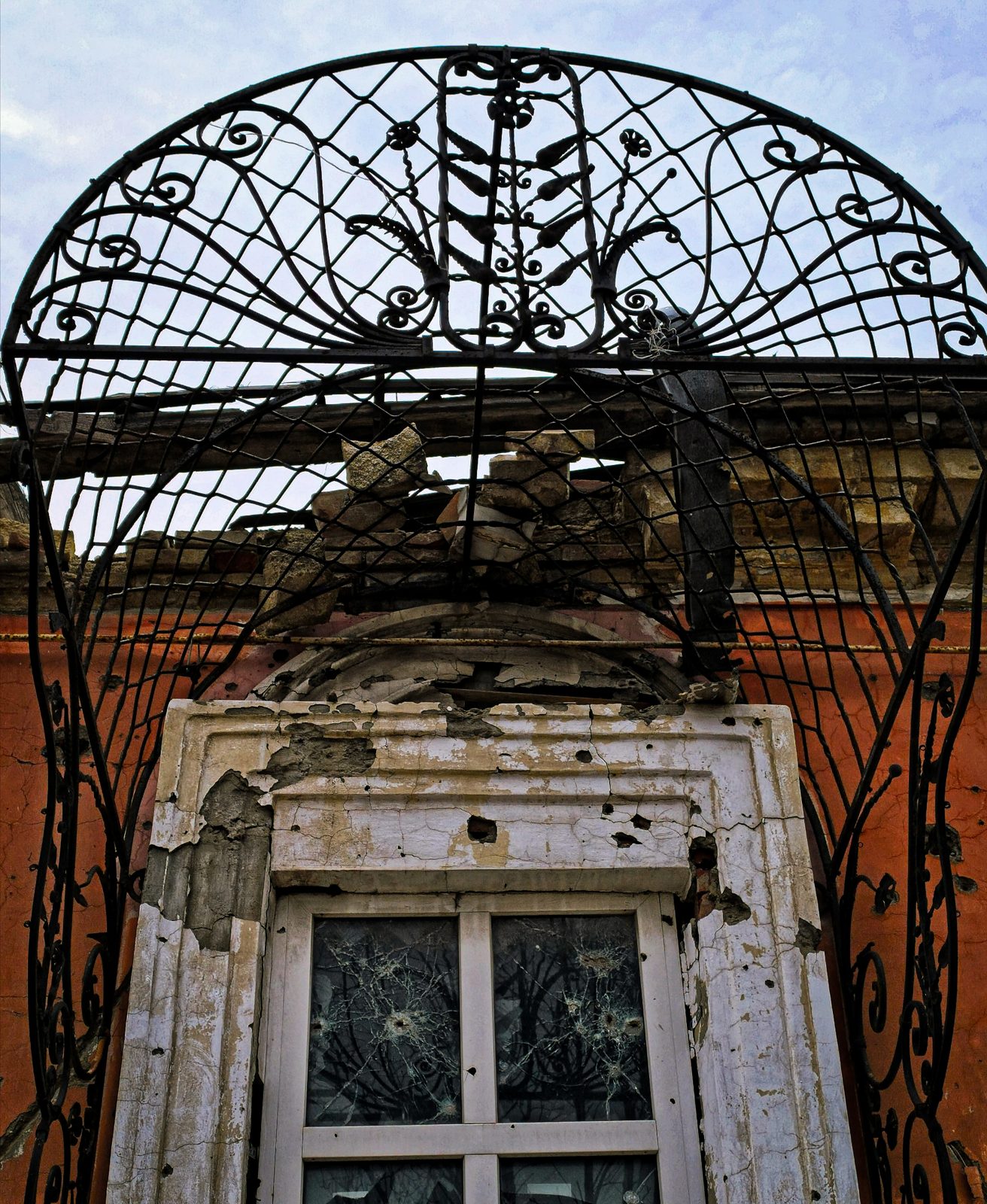 War destruction in occupied Mariupol (image 13 of 19)