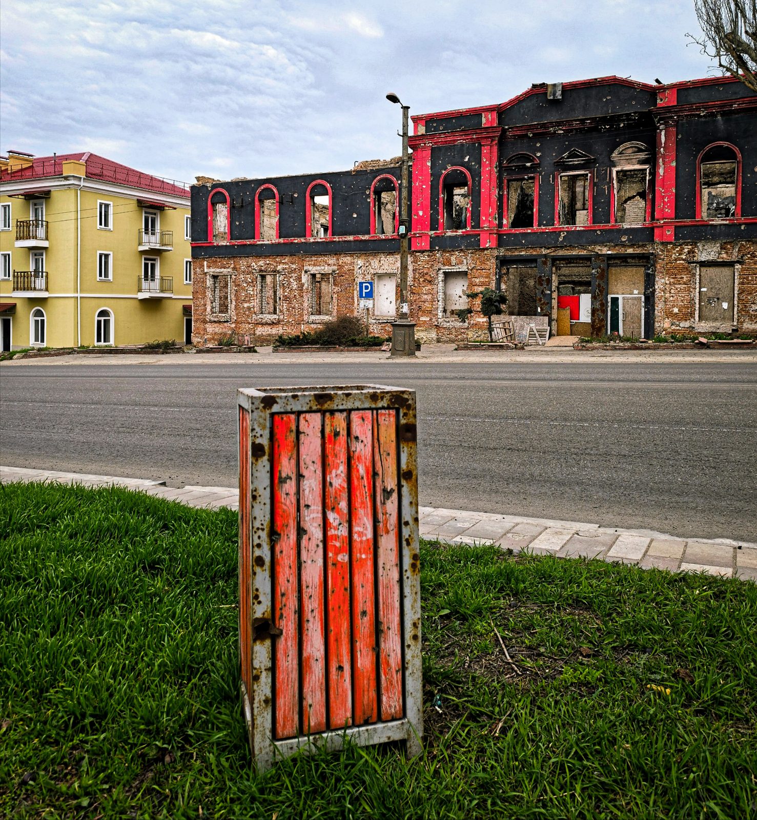War destruction in occupied Mariupol (image 14 of 19)